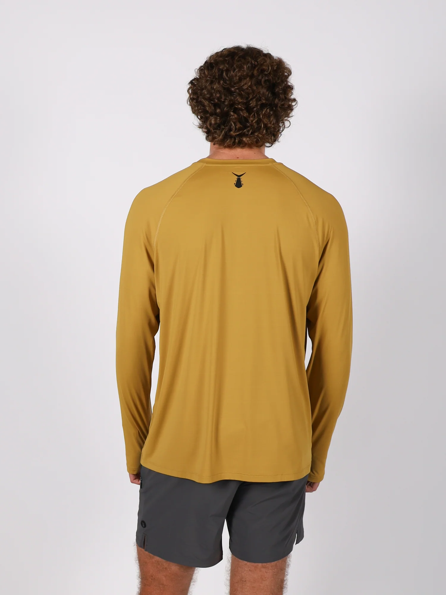 Men's Ahi Breeze Long Sleeve Tee | Saffron - Image 10
