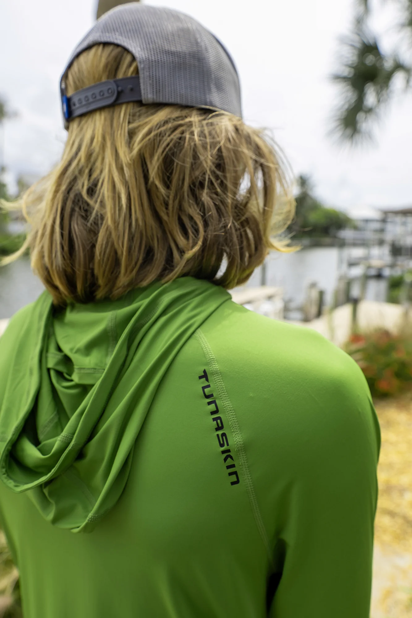 Ahi Breeze Men's Hoodie | Avocado - Image 6