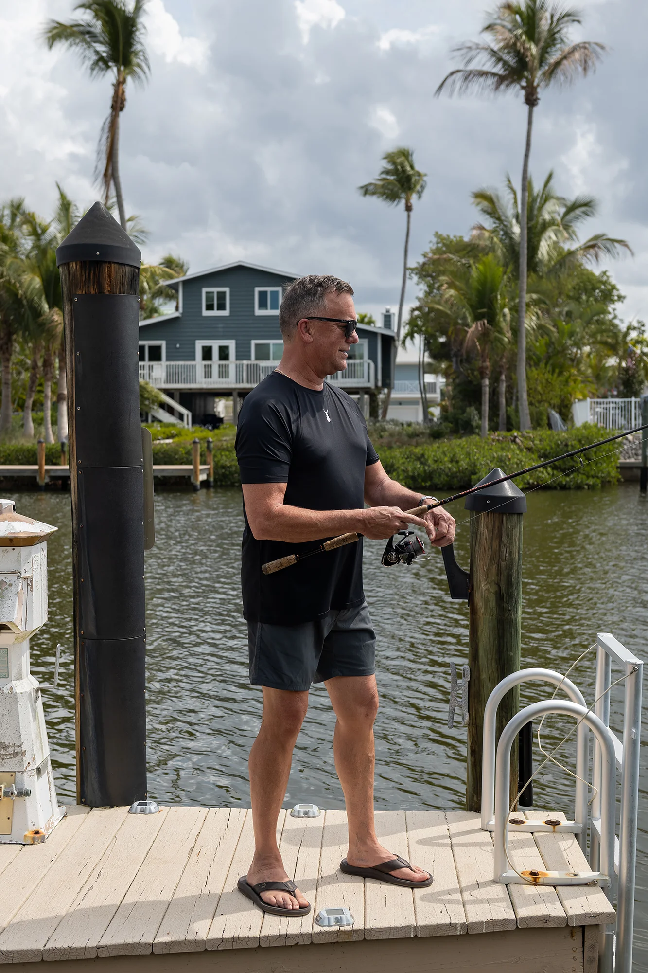 Men's Ahi Breeze Short Sleeve Tee | Black - Image 5