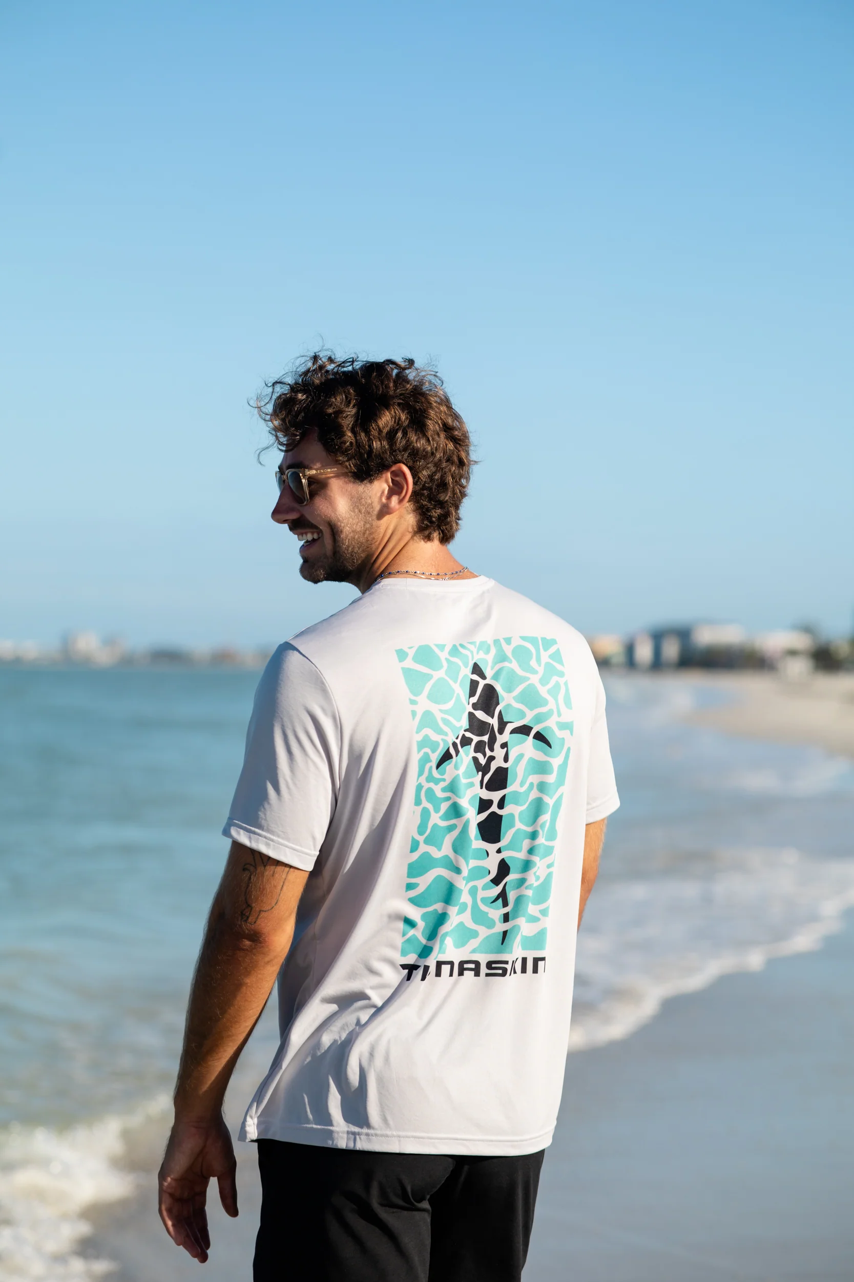 Tuna in Water | Men's Echo Performance Short Sleeve | Silver - Image 3