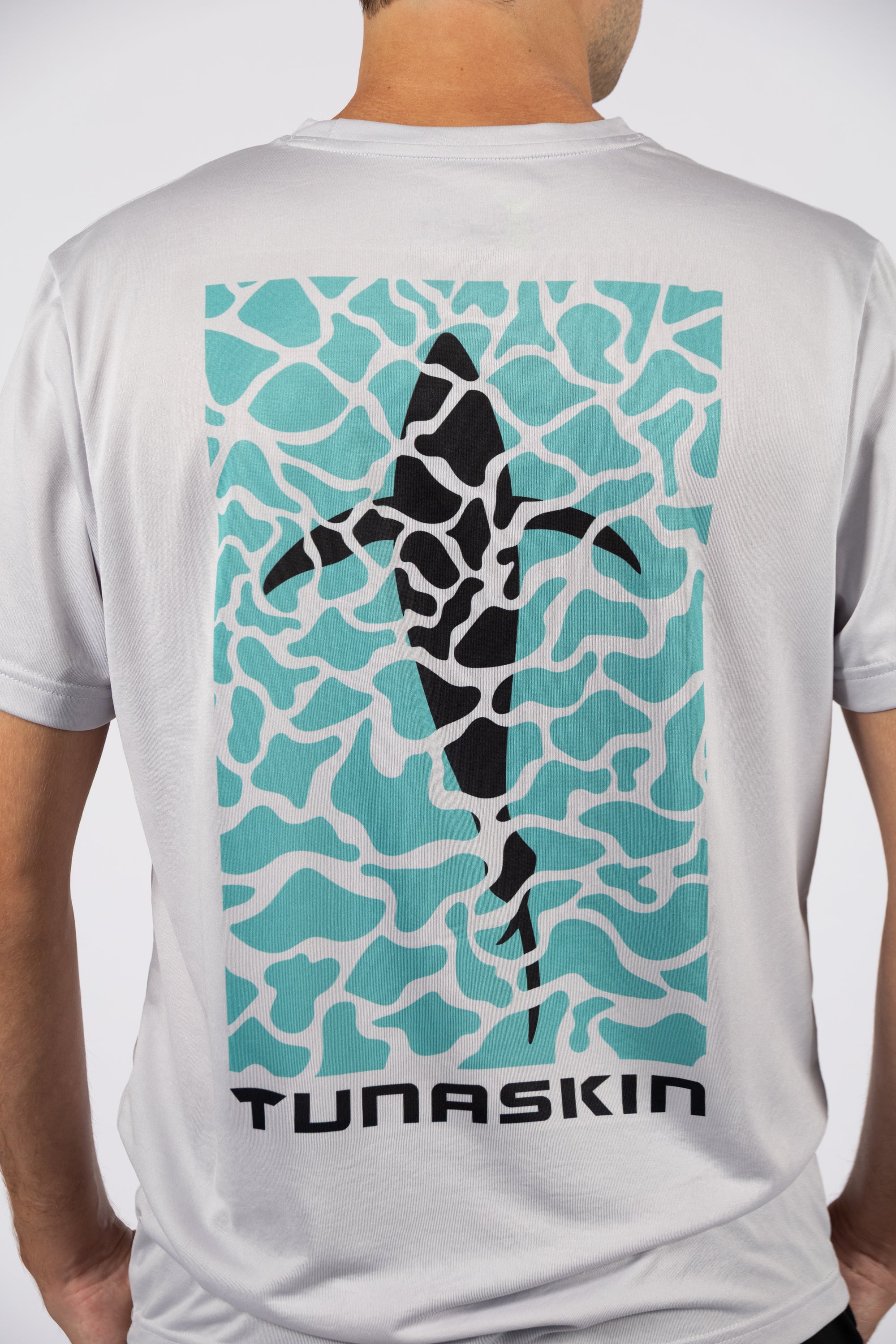 Tuna in Water | Men's Echo Performance Short Sleeve | Silver - Image 6