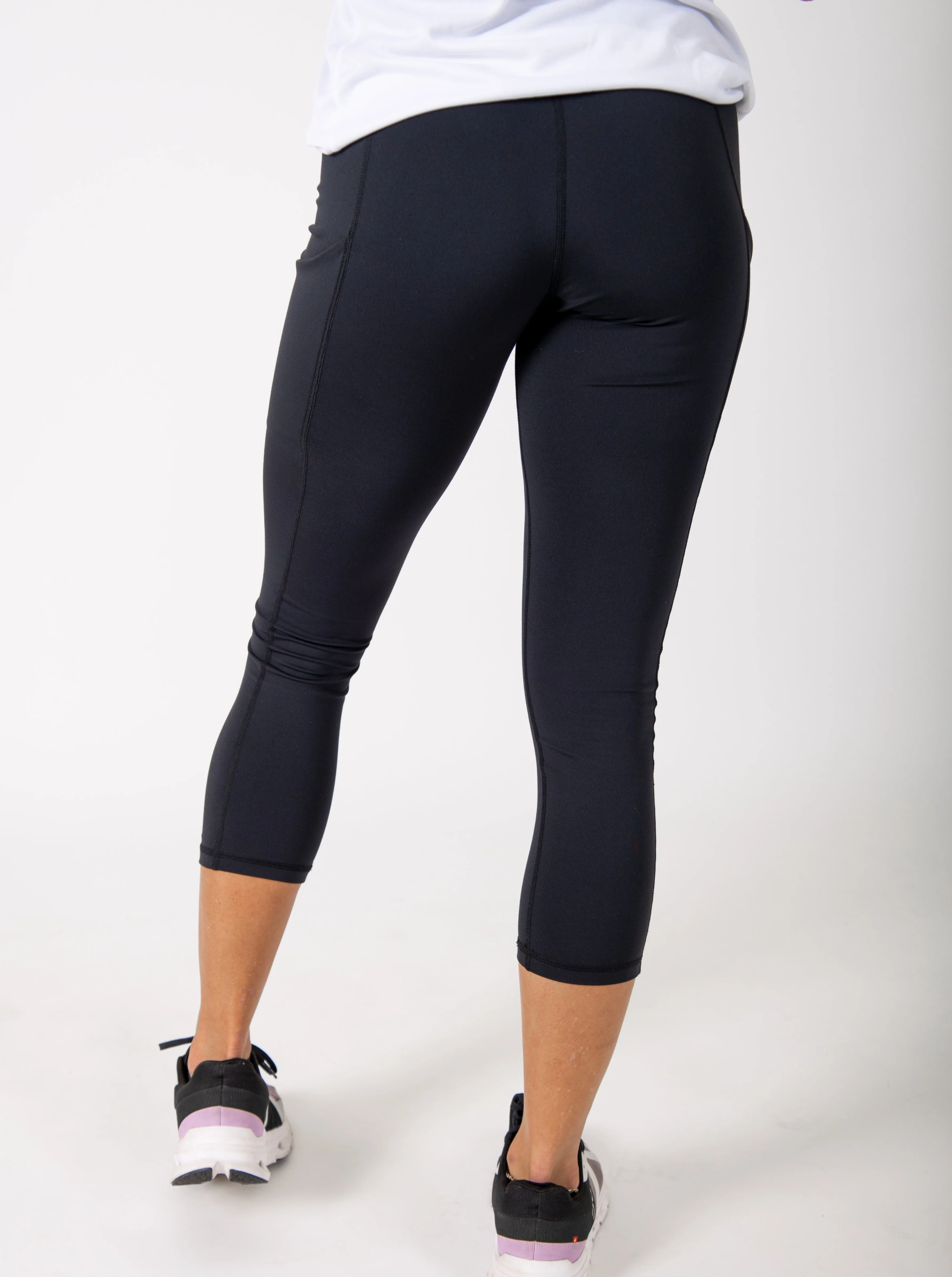 Women's Cropped Leggings | Black - Image 4