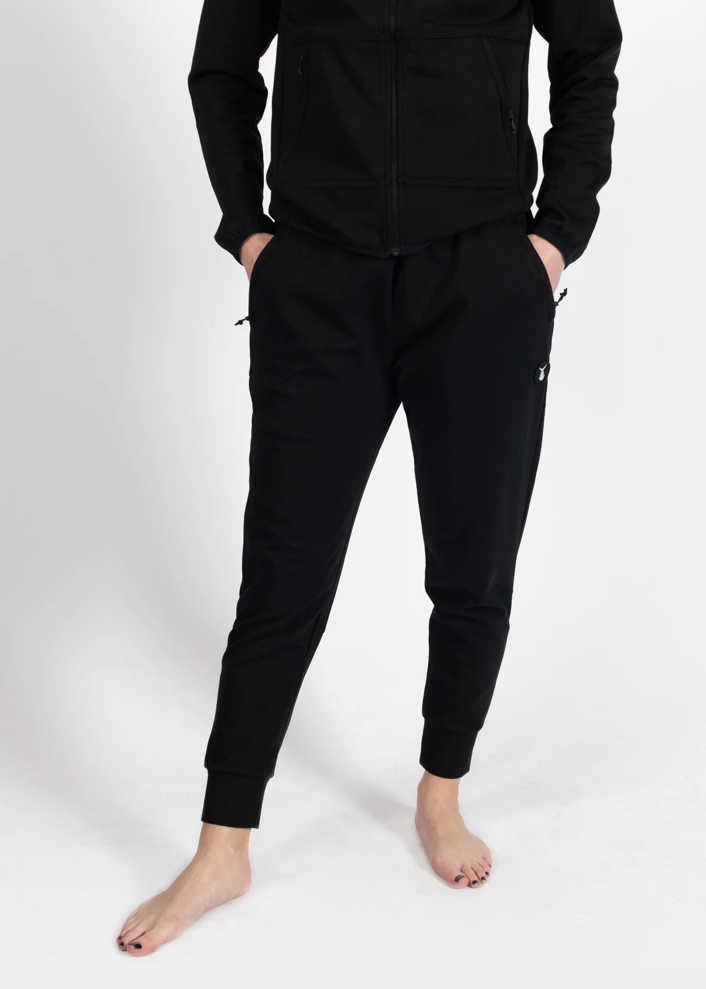 TSK Women's Tide Runner Jogger | Black - Image 3