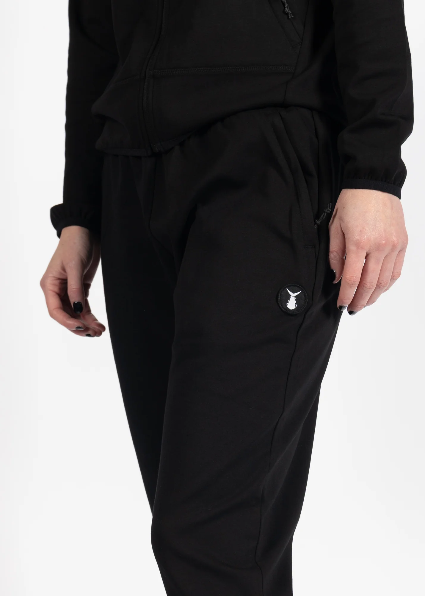 TSK Women's Tide Runner Jogger | Black - Image 4