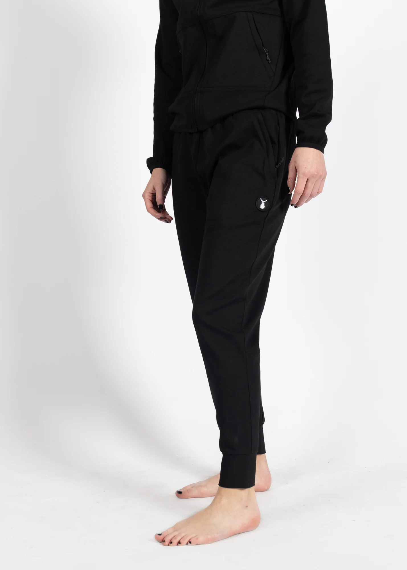 TSK Women's Tide Runner Jogger | Black - Image 5