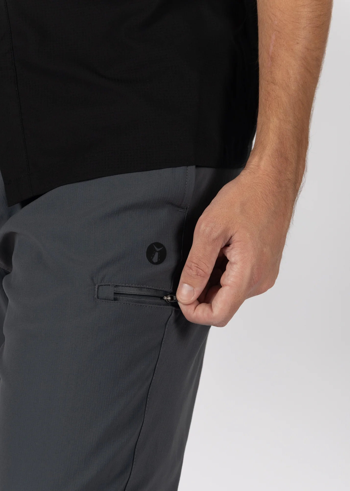 Men's Ripstop Nylon Guide Pants | Charcoal - Image 8