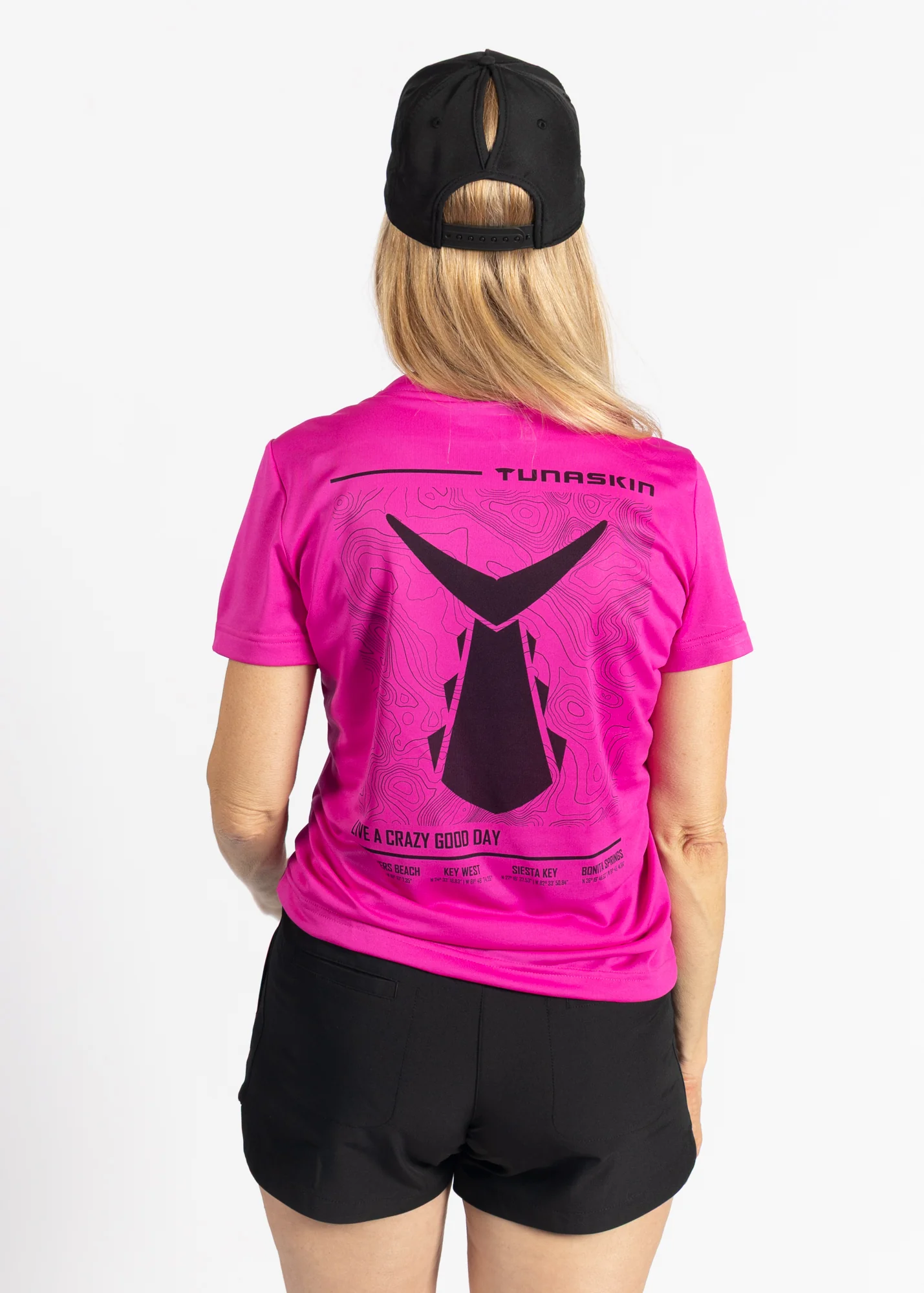 Topo | Women's Echo Performance Short Sleeve V-Neck | Dragonfruit